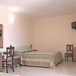 Agriturismo Li Damiani אוטרנטו