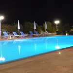 Agriturismo Li Damiani אוטרנטו