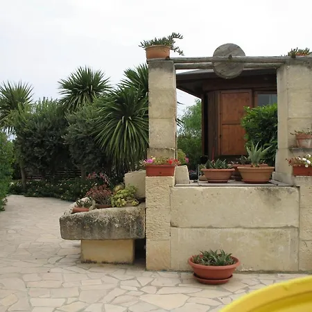 Agriturismo Li Damiani *