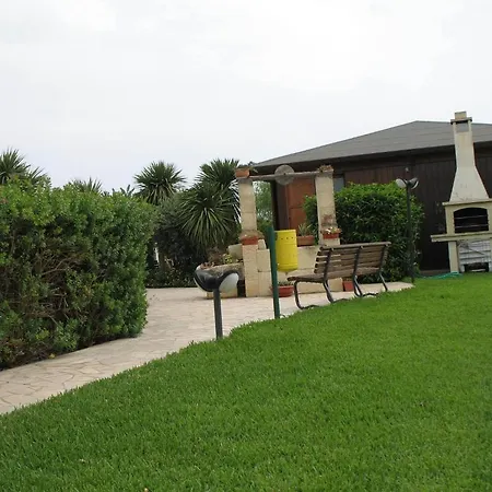 Çiftlik konaklama Agriturismo Li Damiani *