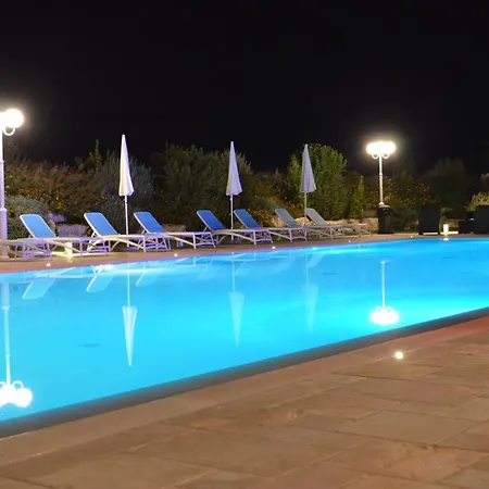 Agriturismo Li Damiani Отранто