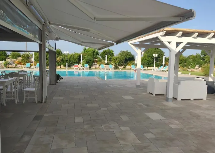 Agriturismo Li Damiani مزرعة للإقامة *