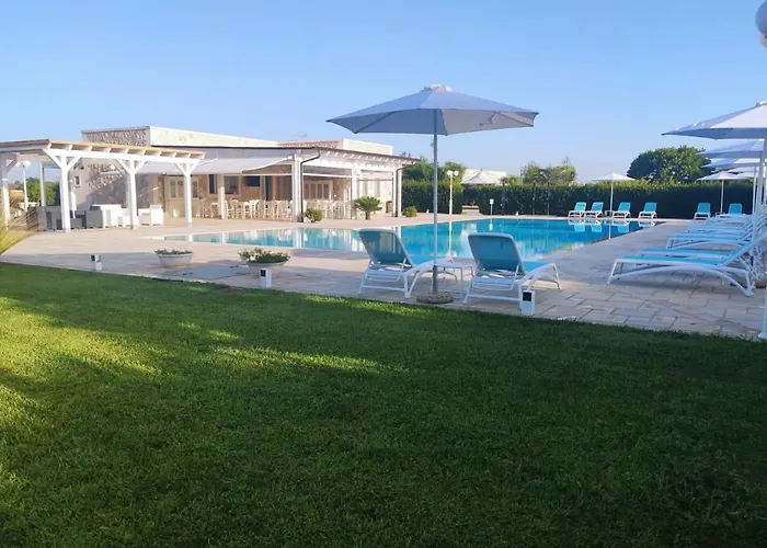 مزرعة للإقامة Agriturismo Li Damiani *